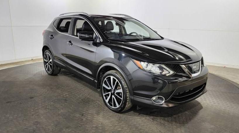 NISSAN ROGUE SPORT 2018 JN1BJ1CR8JW201281 image